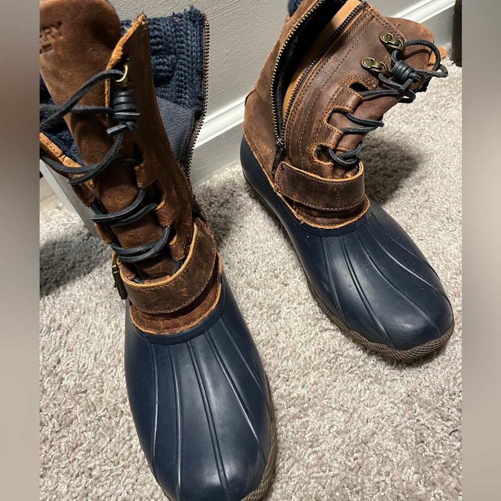 Sperry boots - Picture 3 of 4